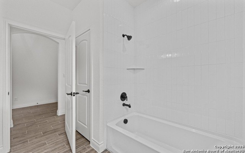 2179 Oak Run Parkway, New Braunfels, TX 78132, 3 Bedrooms Bedrooms, ,3 BathroomsBathrooms,Residential,For Sale,2179 Oak Run Parkway,1879986