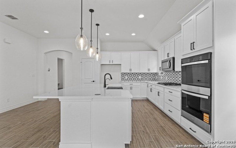 2159 Oak Run Parkway, New Braunfels, TX 78132, 3 Bedrooms Bedrooms, ,2 BathroomsBathrooms,Residential,For Sale,2159 Oak Run Parkway,1879998