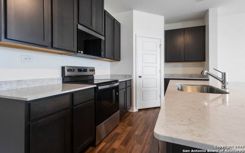 1292 LONDON AVE, New Braunfels, TX 78130, 4 Bedrooms Bedrooms, ,2 BathroomsBathrooms,Residential,For Sale,1292 LONDON AVE,0,1880029