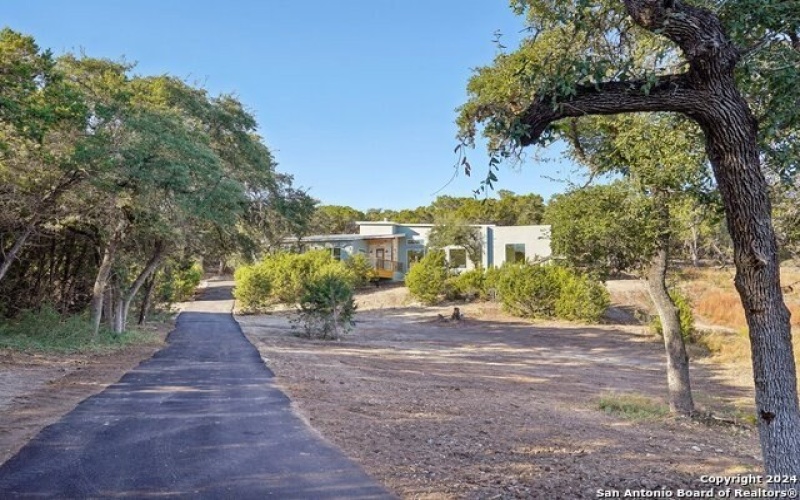 729 CABALLO TRL, Canyon Lake, TX 78133, 3 Bedrooms Bedrooms, ,2 BathroomsBathrooms,Residential,For Sale,729 CABALLO TRL,1880076