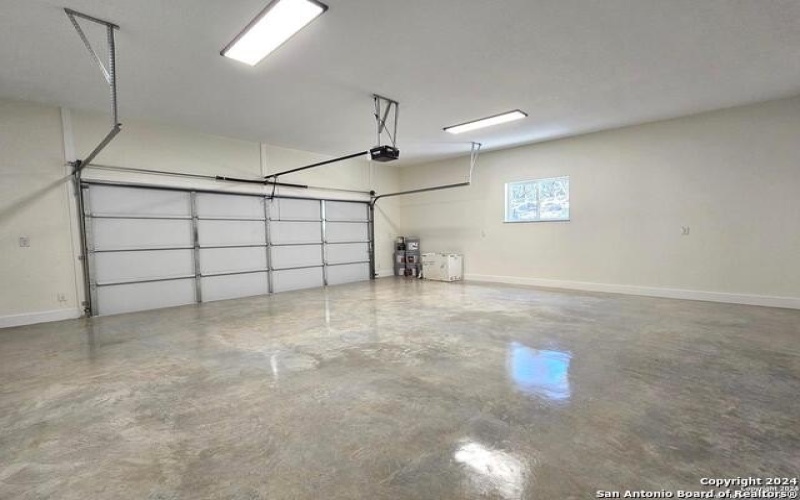 729 CABALLO TRL, Canyon Lake, TX 78133, 3 Bedrooms Bedrooms, ,2 BathroomsBathrooms,Residential,For Sale,729 CABALLO TRL,1880076