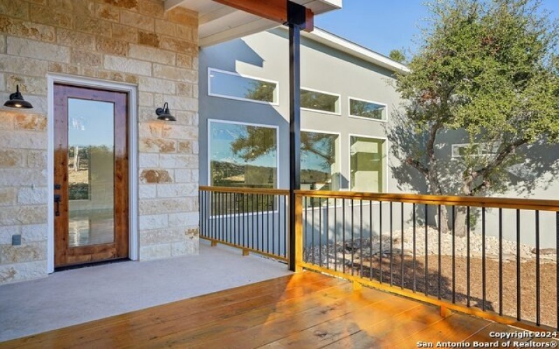 729 CABALLO TRL, Canyon Lake, TX 78133, 3 Bedrooms Bedrooms, ,2 BathroomsBathrooms,Residential,For Sale,729 CABALLO TRL,1880076