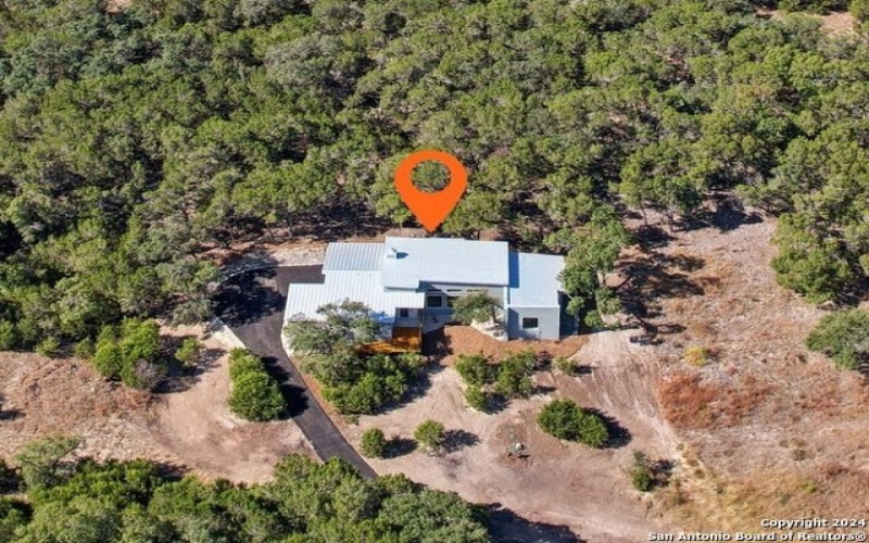 729 CABALLO TRL, Canyon Lake, TX 78133, 3 Bedrooms Bedrooms, ,2 BathroomsBathrooms,Residential,For Sale,729 CABALLO TRL,1880076