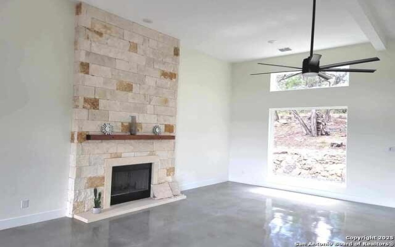 729 CABALLO TRL, Canyon Lake, TX 78133, 3 Bedrooms Bedrooms, ,2 BathroomsBathrooms,Residential,For Sale,729 CABALLO TRL,1880076