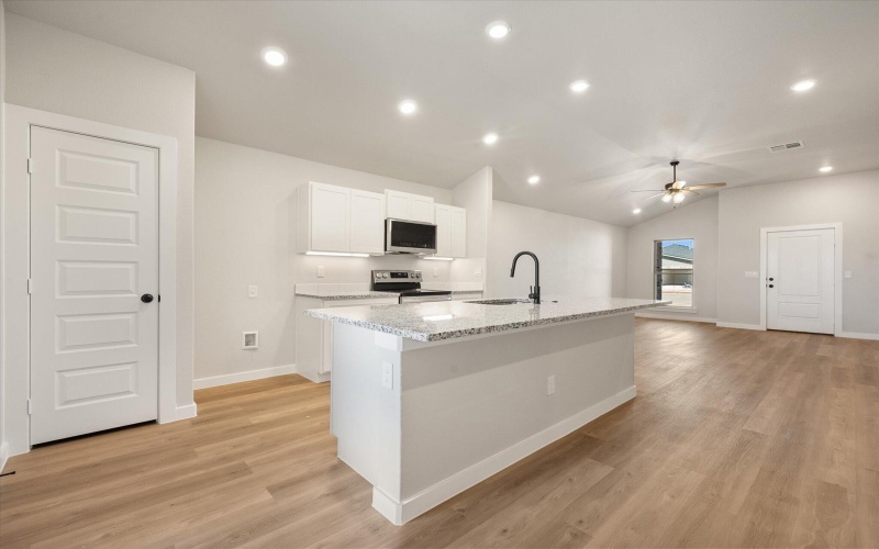6005 Virginia Avenue, Lubbock, TX 79407, 3 Bedrooms Bedrooms, ,2 BathroomsBathrooms,Residential,For Sale,6005 Virginia Avenue,0,202557087