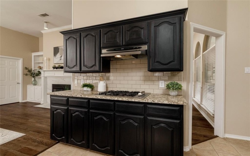 6233 Roaring Springs Drive, North Richland Hills, TX 76180, 3 Habitaciones Habitaciones , ,2 BañosBaños,Residential,En Venta,6233 Roaring Springs Drive,20944726