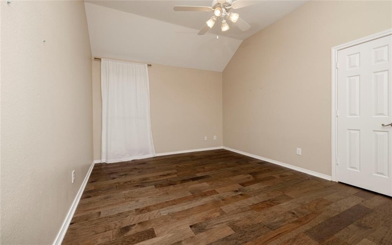 6233 Roaring Springs Drive, North Richland Hills, TX 76180, 3 Habitaciones Habitaciones , ,2 BañosBaños,Residential,En Venta,6233 Roaring Springs Drive,20944726