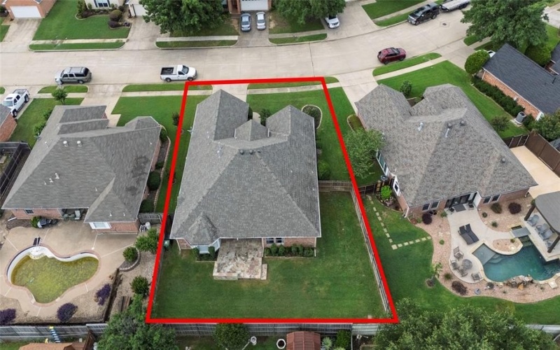 6233 Roaring Springs Drive, North Richland Hills, TX 76180, 3 Habitaciones Habitaciones , ,2 BañosBaños,Residential,En Venta,6233 Roaring Springs Drive,20944726