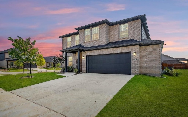 7501 Agarita Avenue, Denton, TX 76226, 4 Bedrooms Bedrooms, ,2 BathroomsBathrooms,Residential,For Sale,7501 Agarita Avenue,20971081