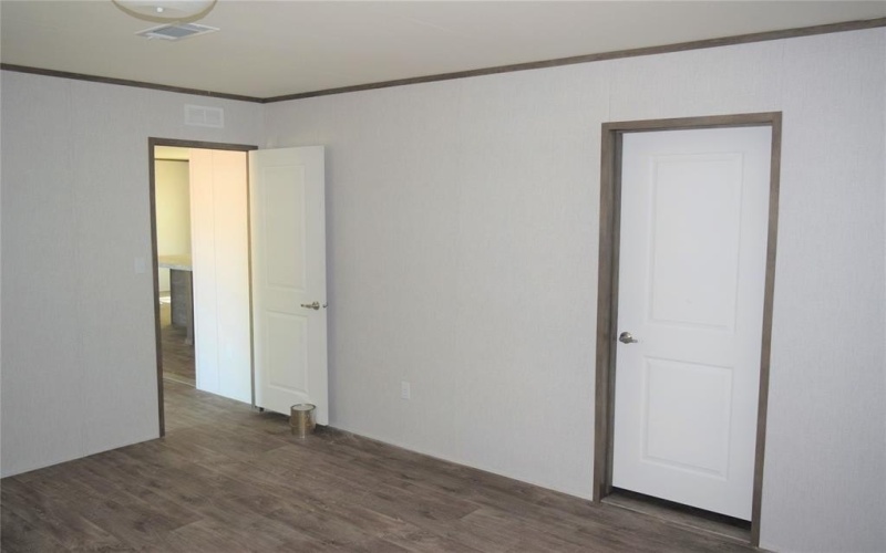 405 N Sixth Street, Bangs, TX 76823, 4 Habitaciones Habitaciones , ,2 BañosBaños,Residential,En Venta,405 N Sixth Street,20983631
