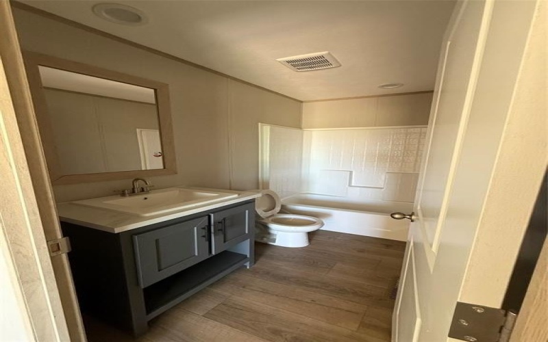 7740 NW County Road 1200, Barry, TX 75102, 4 Habitaciones Habitaciones , ,2 BañosBaños,Residential,En Venta,7740 NW County Road 1200,20983749