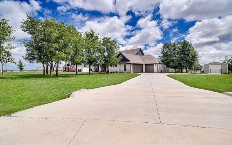 6016 Bella Terra Lane, Godley, TX 76044, 4 Bedrooms Bedrooms, ,3 BathroomsBathrooms,Residential,For Sale,6016 Bella Terra Lane,20985206