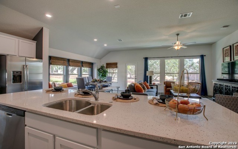 5755 Musquiz Ridge, Seguin, TX 78155, 4 Bedrooms Bedrooms, ,3 BathroomsBathrooms,Residential,For Sale,5755 Musquiz Ridge,1880186