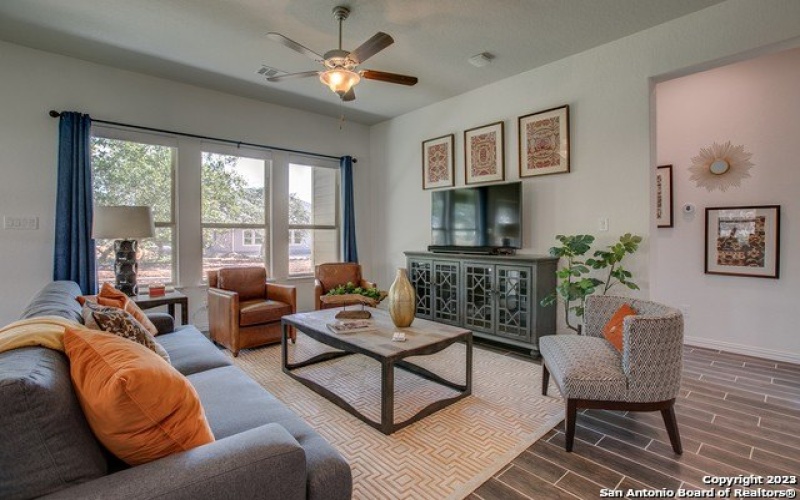 5755 Musquiz Ridge, Seguin, TX 78155, 4 Bedrooms Bedrooms, ,3 BathroomsBathrooms,Residential,For Sale,5755 Musquiz Ridge,1880186