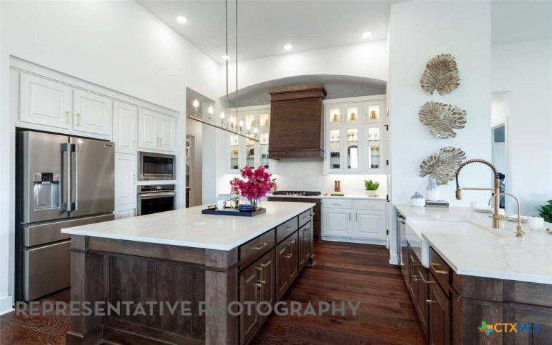 310 Cleveland Way, New Braunfels, TX 78130, 4 Bedrooms Bedrooms, ,5 BathroomsBathrooms,Residential,For Sale,310 Cleveland Way,581878