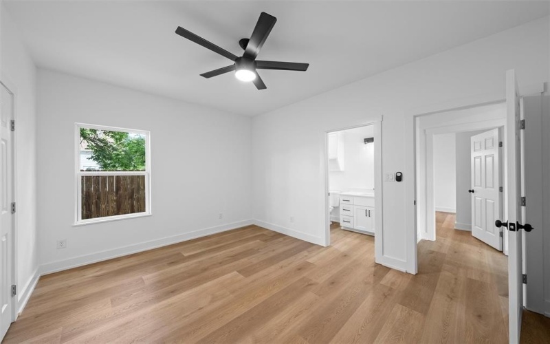 721 Taylor Street, Waco, TX 76704, 4 Bedrooms Bedrooms, ,3 BathroomsBathrooms,Residential,For Sale,721 Taylor Street,20985242