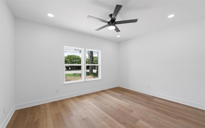 721 Taylor Street, Waco, TX 76704, 4 Bedrooms Bedrooms, ,3 BathroomsBathrooms,Residential,For Sale,721 Taylor Street,20985242