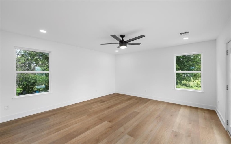 721 Taylor Street, Waco, TX 76704, 4 Bedrooms Bedrooms, ,3 BathroomsBathrooms,Residential,For Sale,721 Taylor Street,20985242