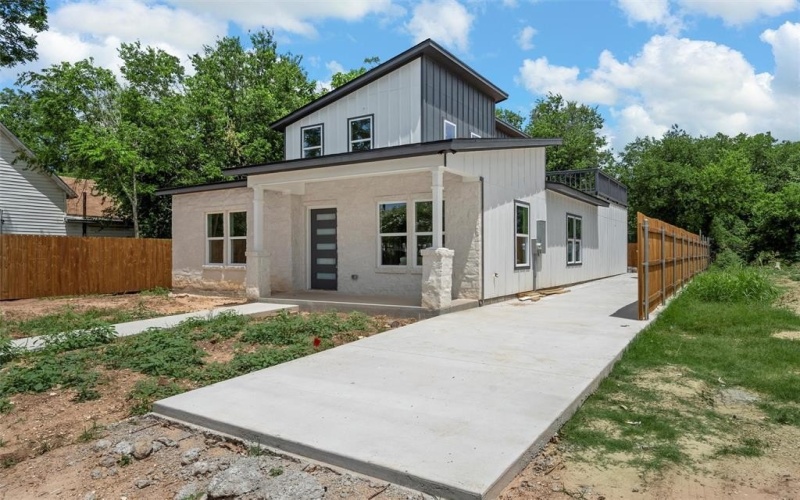 721 Taylor Street, Waco, TX 76704, 4 Bedrooms Bedrooms, ,3 BathroomsBathrooms,Residential,For Sale,721 Taylor Street,20985242