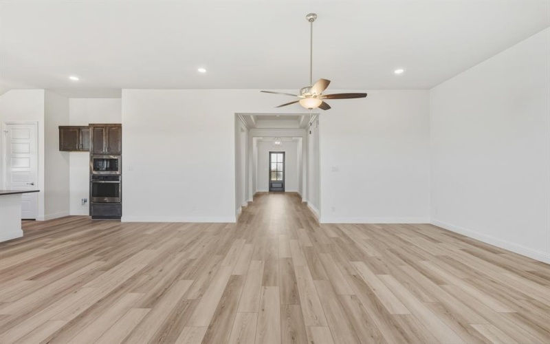 189 Mountain Laurel Drive, Waxahachie, TX 75165, 4 Bedrooms Bedrooms, ,3 BathroomsBathrooms,Residential,For Sale,189 Mountain Laurel Drive,0,20985252