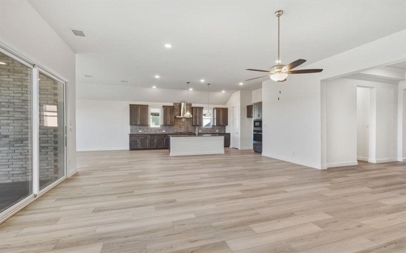 189 Mountain Laurel Drive, Waxahachie, TX 75165, 4 Bedrooms Bedrooms, ,3 BathroomsBathrooms,Residential,For Sale,189 Mountain Laurel Drive,0,20985252