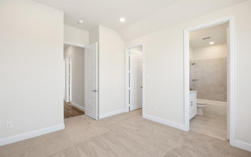 184 Mountain Laurel Drive, Waxahachie, TX 75165, 4 Habitaciones Habitaciones , ,3 BañosBaños,Residential,En Venta,184 Mountain Laurel Drive,0,20985271