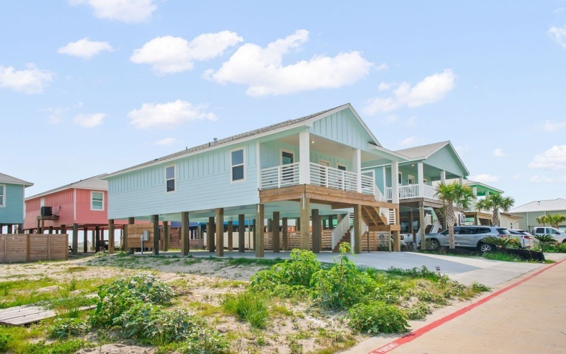 207 Flounder Drive, Port Aransas, TX 78373, 4 Habitaciones Habitaciones , ,3 BañosBaños,Residential,En Venta,207 Flounder Drive,454615