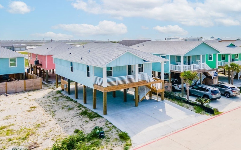 207 Flounder Drive, Port Aransas, TX 78373, 4 Habitaciones Habitaciones , ,3 BañosBaños,Residential,En Venta,207 Flounder Drive,454615