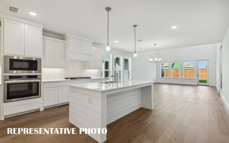 5405 Carmichael Drive, McKinney, TX 75070, 4 Bedrooms Bedrooms, ,5 BathroomsBathrooms,Residential,For Sale,5405 Carmichael Drive,20985790