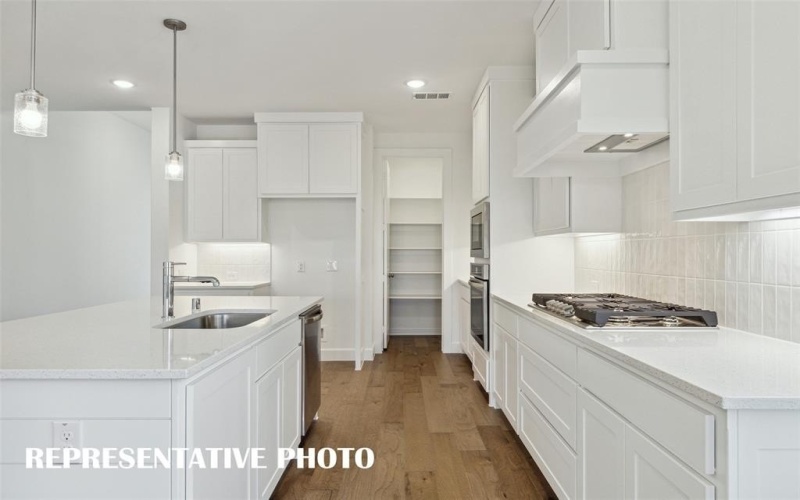 5405 Carmichael Drive, McKinney, TX 75070, 4 Bedrooms Bedrooms, ,5 BathroomsBathrooms,Residential,For Sale,5405 Carmichael Drive,20985790