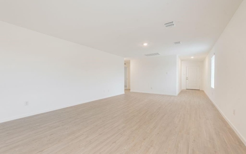 929 Carrick Drive, Ennis, TX 75119, 3 Habitaciones Habitaciones , ,2 BañosBaños,Residential,En Venta,929 Carrick Drive,20985860