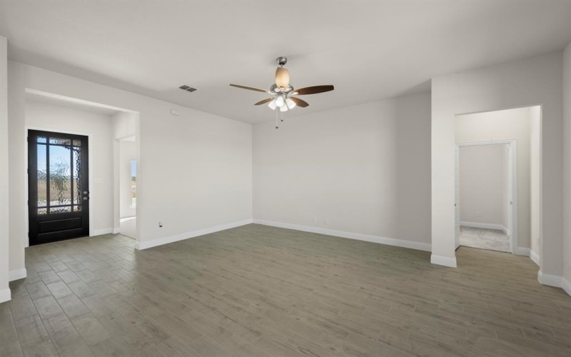 233 Mercy Road, Godley, TX 76044, 3 Bedrooms Bedrooms, ,2 BathroomsBathrooms,Residential,For Sale,233 Mercy Road,0,20985968