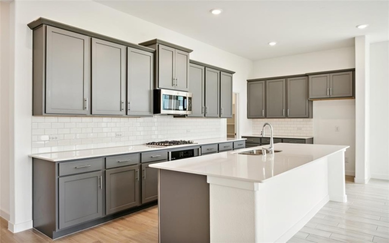 129 Breeds Hill Road, Little Elm, TX 75068, 4 Bedrooms Bedrooms, ,3 BathroomsBathrooms,Residential,For Sale,129 Breeds Hill Road,20986019