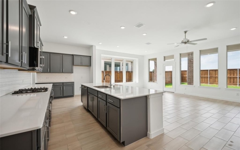 129 Breeds Hill Road, Little Elm, TX 75068, 4 Bedrooms Bedrooms, ,3 BathroomsBathrooms,Residential,For Sale,129 Breeds Hill Road,20986019