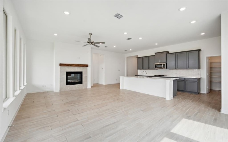 129 Breeds Hill Road, Little Elm, TX 75068, 4 Bedrooms Bedrooms, ,3 BathroomsBathrooms,Residential,For Sale,129 Breeds Hill Road,20986019