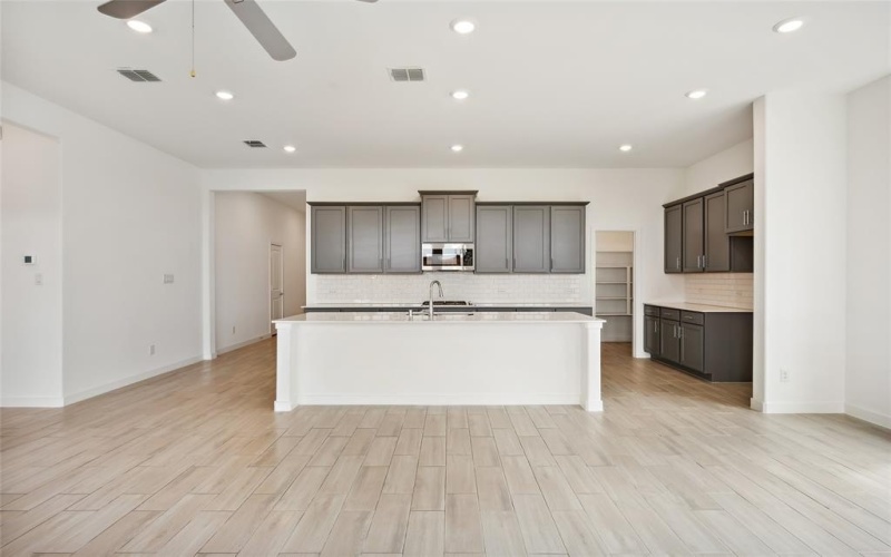 129 Breeds Hill Road, Little Elm, TX 75068, 4 Bedrooms Bedrooms, ,3 BathroomsBathrooms,Residential,For Sale,129 Breeds Hill Road,20986019