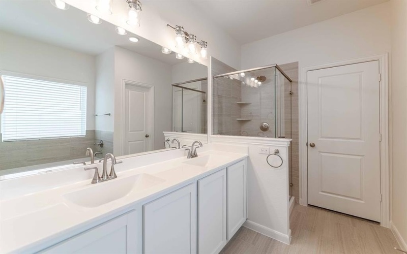 2219 Bridgeport Street, Forney, TX 75126, 4 Bedrooms Bedrooms, ,2 BathroomsBathrooms,Residential,For Sale,2219 Bridgeport Street,20986050
