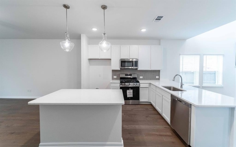2219 Bridgeport Street, Forney, TX 75126, 4 Bedrooms Bedrooms, ,2 BathroomsBathrooms,Residential,For Sale,2219 Bridgeport Street,20986050