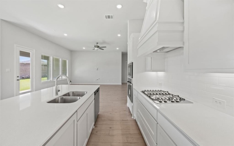 1438 Golden Meadow Drive, Van Alstyne, TX 75495, 4 Habitaciones Habitaciones , ,2 BañosBaños,Residential,En Venta,1438 Golden Meadow Drive,20986065