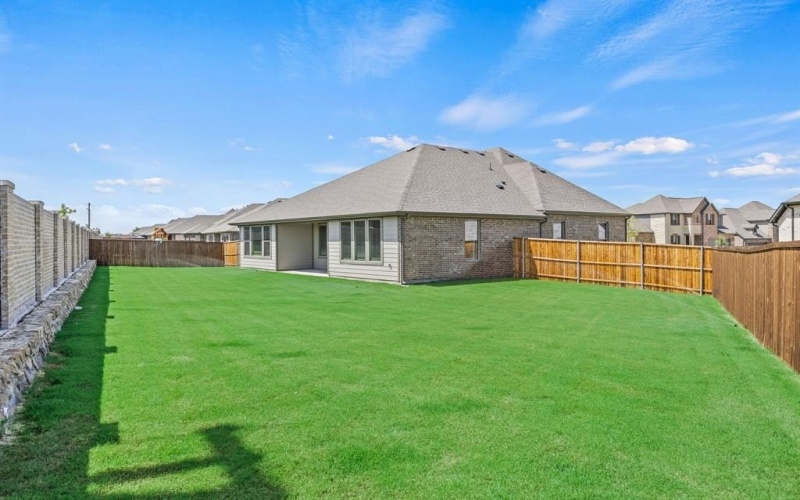 1438 Golden Meadow Drive, Van Alstyne, TX 75495, 4 Habitaciones Habitaciones , ,2 BañosBaños,Residential,En Venta,1438 Golden Meadow Drive,20986065