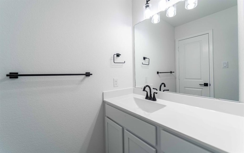 2413 Lundy Canyon Street, Forney, TX 75126, 4 Habitaciones Habitaciones , ,2 BañosBaños,Residential,En Venta,2413 Lundy Canyon Street,20986070