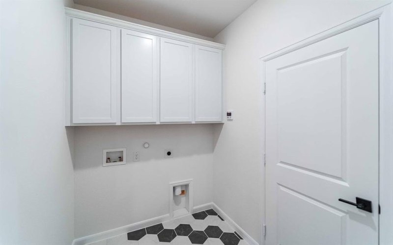 2413 Lundy Canyon Street, Forney, TX 75126, 4 Habitaciones Habitaciones , ,2 BañosBaños,Residential,En Venta,2413 Lundy Canyon Street,20986070