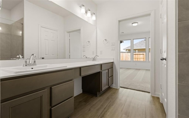 469 Silent Pond Park, Lavon, TX 75166, 4 Habitaciones Habitaciones , ,3 BañosBaños,Residential,En Venta,469 Silent Pond Park,20986118