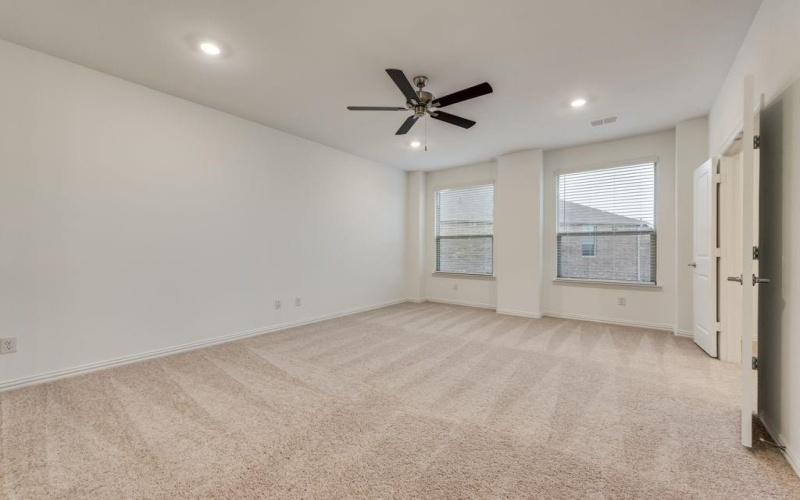 206 Northern Trail, Justin, TX 76247, 4 Bedrooms Bedrooms, ,3 BathroomsBathrooms,Residential,For Sale,206 Northern Trail,20986129