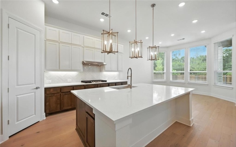 556 Lockhart Street, Waxahachie, TX 75165, 4 Bedrooms Bedrooms, ,3 BathroomsBathrooms,Residential,For Sale,556 Lockhart Street,20986225