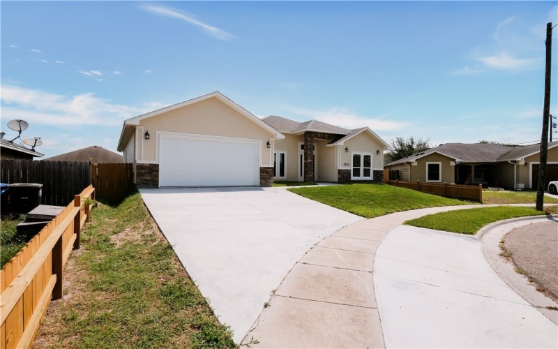 1530 Bay Moon Court, Corpus Christi, TX 78417, 3 Habitaciones Habitaciones , ,2 BañosBaños,Residential,En Venta,1530 Bay Moon Court,0,454696