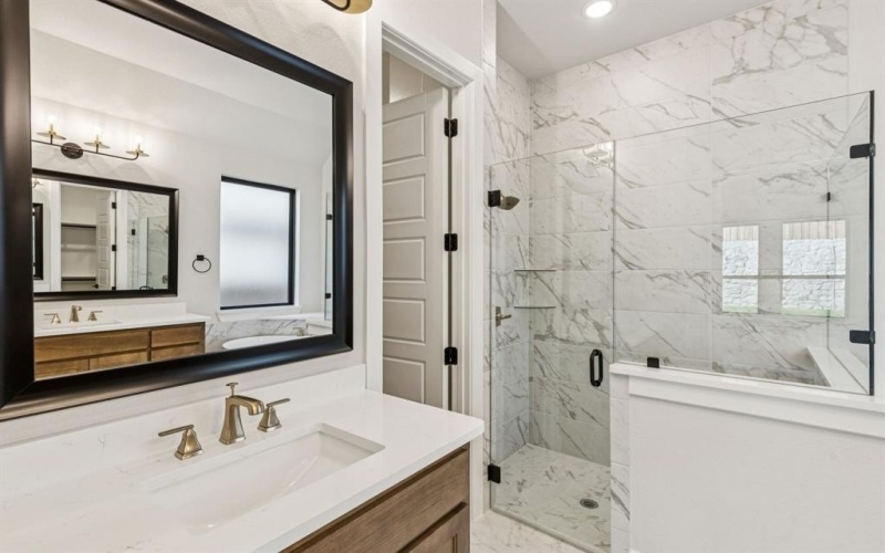 9423 Spindletree Drive, Frisco, TX 75035, 4 Habitaciones Habitaciones , ,3 BañosBaños,Residential,En Venta,9423 Spindletree Drive,20986322