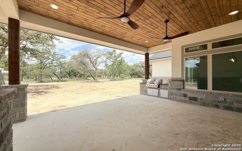 117 Pioneer Trl, Adkins, TX 78101, 5 Habitaciones Habitaciones , ,3 BañosBaños,Residential,En Venta,117 Pioneer Trl,1880141