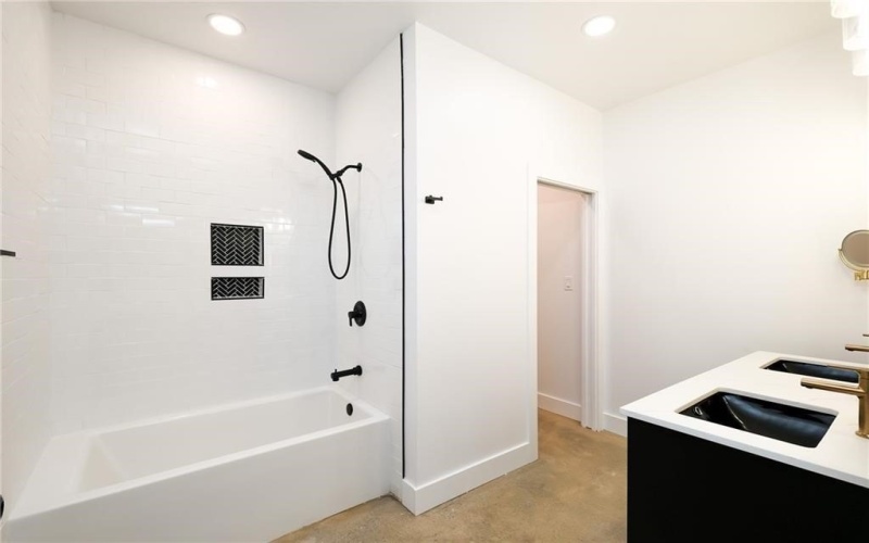2722 Grace unit: A #A, Corpus Christi, TX 78414, 3 Habitaciones Habitaciones , ,3 BañosBaños,Residential Multi Family,En Venta,2722 Grace unit: A,461422
