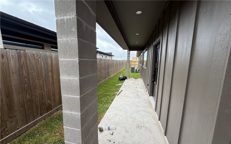 2722 Grace unit: A #A, Corpus Christi, TX 78414, 3 Habitaciones Habitaciones , ,3 BañosBaños,Residential Multi Family,En Venta,2722 Grace unit: A,461422